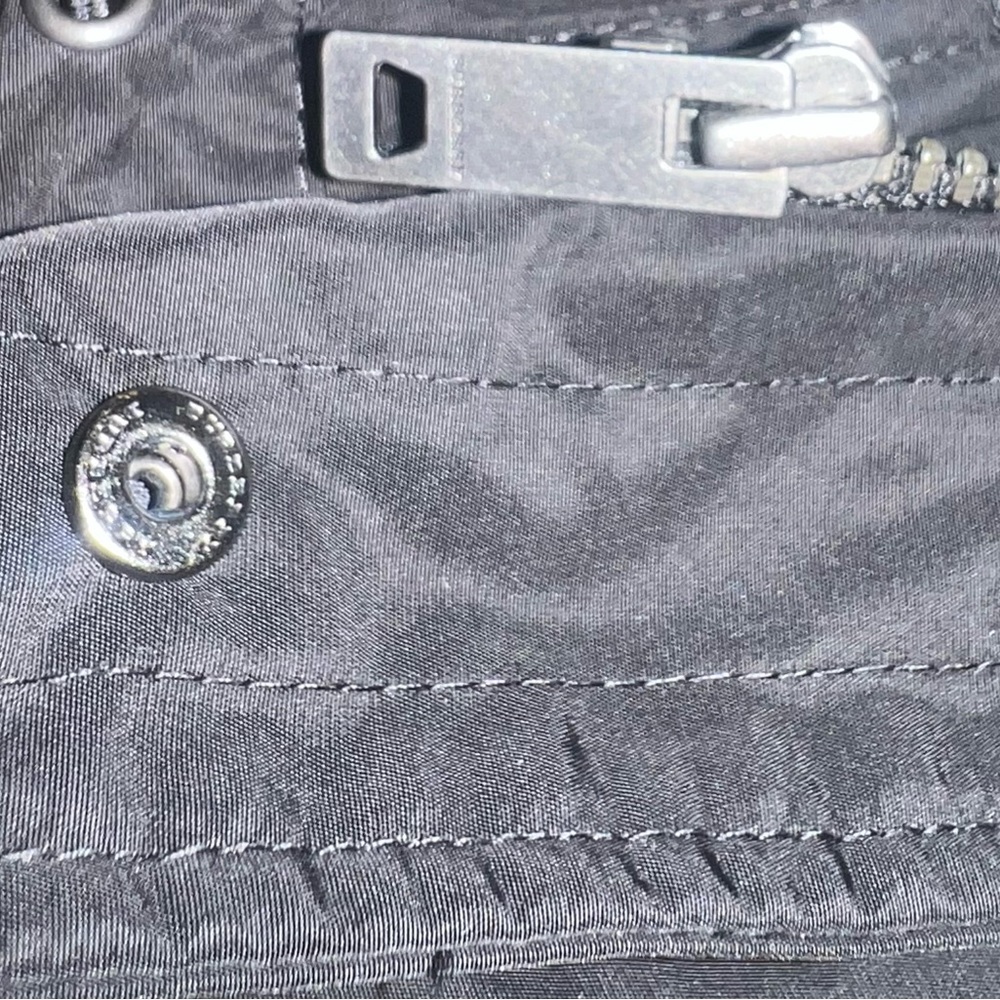 Burberry jacket - Picture 2 of 10